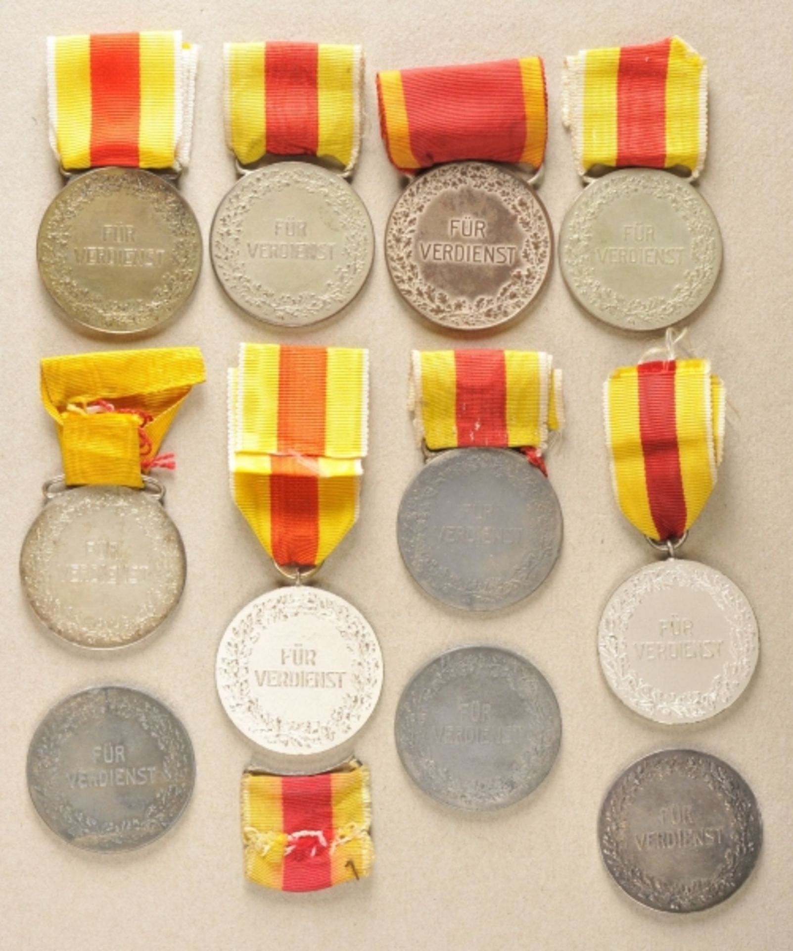 Baden: Collection of 11 Medals for Merit, Friedrich II., (1908-1918). Sundry producers and editions, - Image 3 of 3