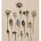 Lot of 14 miniatures. Sundry fighting-badges. All on needles. Condition: II Lot von 14 Miniaturen.