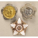 Jugoslavia: Lot of 3 breast star. Various. Condition: II Jugoslawien: Lot von 3 Bruststernen.