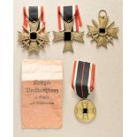 Set of 4 War Merit Crosses. Mostly on ribbons, comes with one bag. Condition: II Set von 4 KVKs.