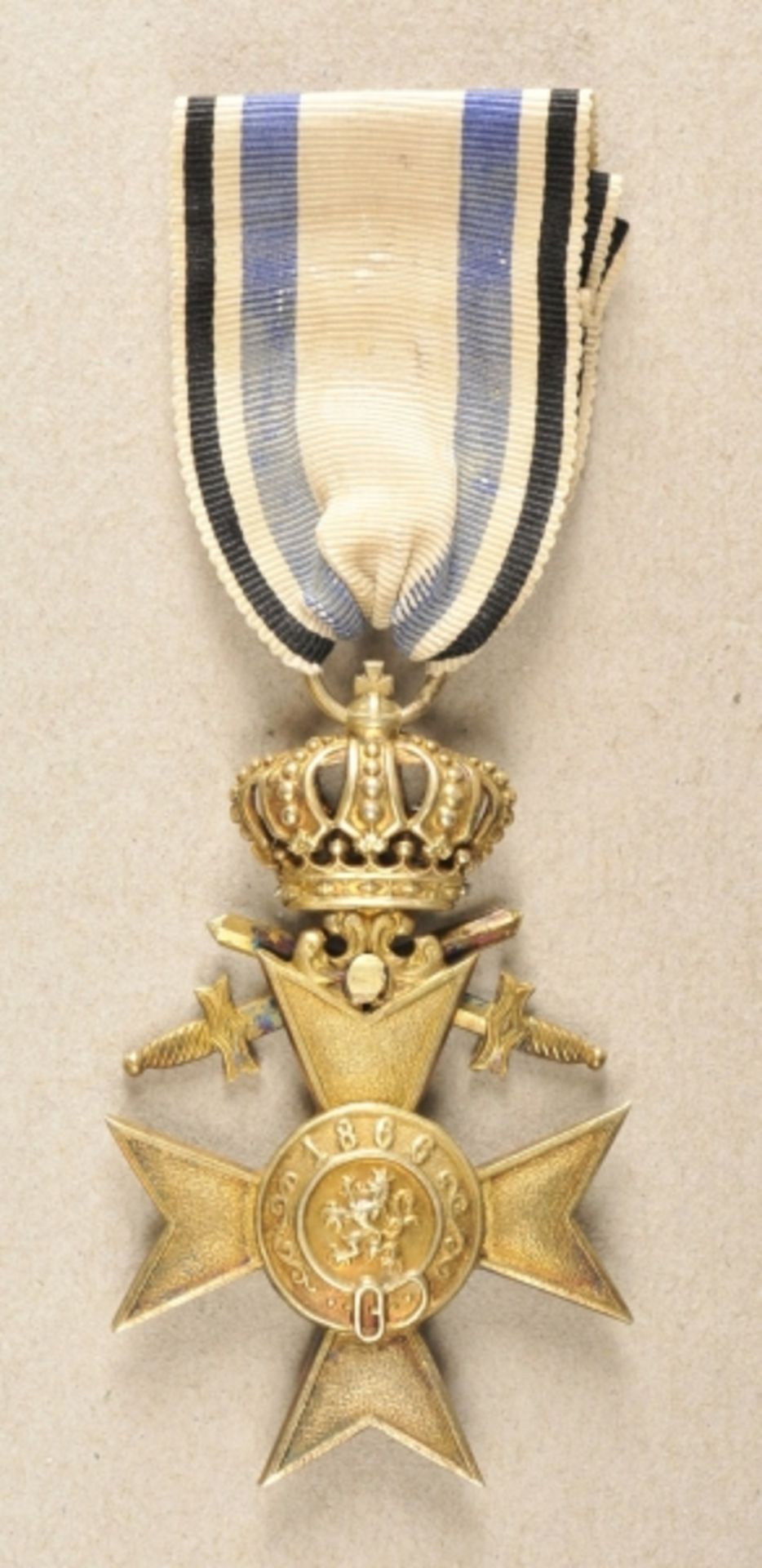 Bavaria: Collectors customized military cross of merit, 1st class with crown swords. Gilded, - Image 2 of 3