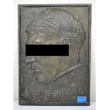 Adolf Hitler Bronce-plaque. Bronce, profil with dedication, signature MA, 35x25 cm. Condition: II
