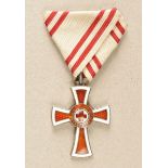 Austria: Red Cross, Honor decoration 2. class. Silver, partially enamelled, chipped due to wear,