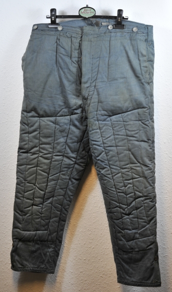 Luftwaffen Winter Trousers. Grey-blue fabric, lining in grey, well padded and quilted. Condition: II
