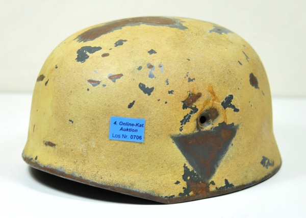 Collectors copy of a para-helmet body. Olive laquered helmet with camo and rust, without liner. - Image 2 of 10