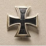 Prussia: Iron Cross, 1914, 1st class. Blackened iron core, silver rib, curved, on needle. Condition: