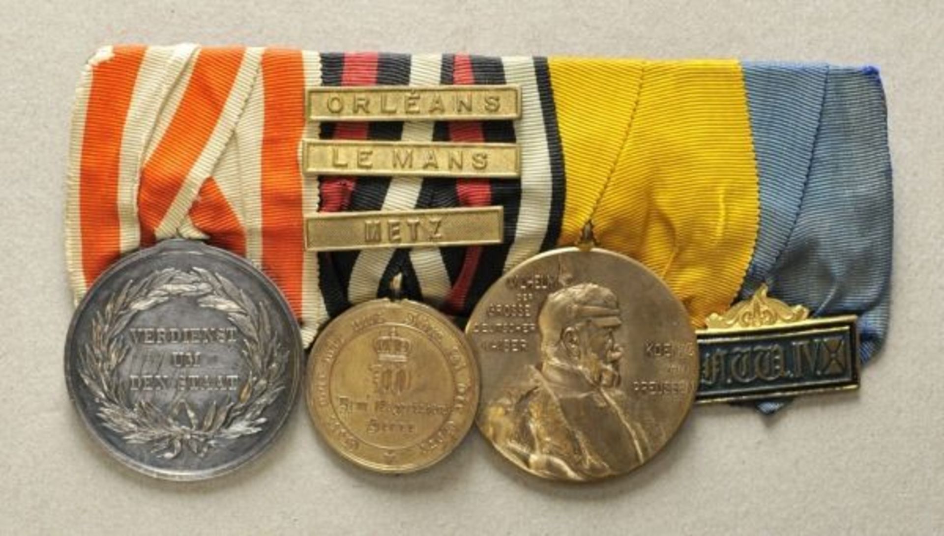 Opening: 80 EUR    0.1.) Collection Rick Lundström  Prussia: great curly sewed medalbar of a veteran