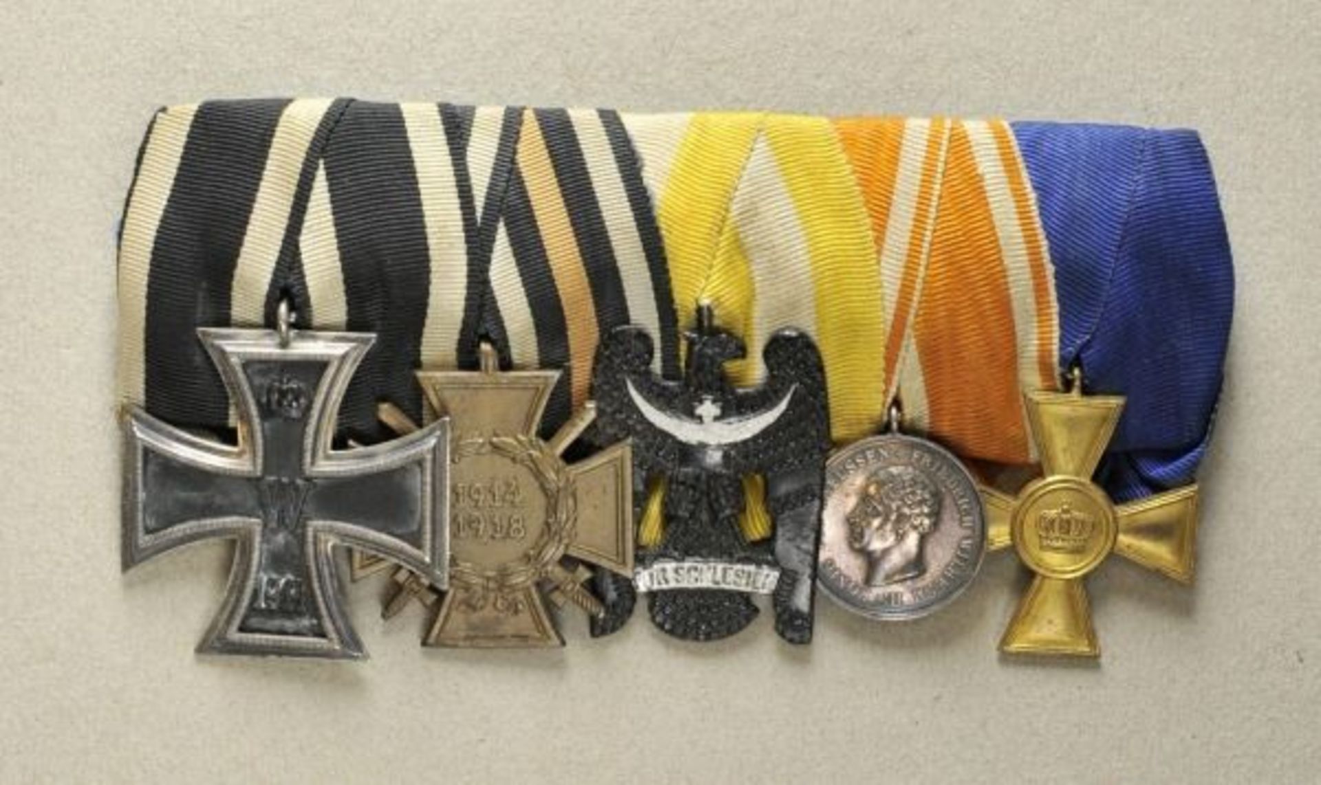 Opening: 100 EUR    0.1.) Collection Rick Lundström  Freikoprs: Large mounted medalbar of a