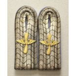 Opening: 80 EUR    0.1.) Collection Rick Lundström  Prussia: Pair of shoulderboards, Leutnant of the