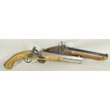 Paar Schwarzpulver-Pistolen.1.) Harpers Ferry 1807, Cal. 58, italienische Fertigung; 2.) ein