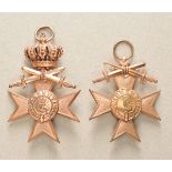 Bayern: Militär-Verdienstkreuz, 3. Klasse mit Kronen und Schwertern.Bronziert, dazu ein weiteres