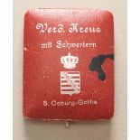 Sachsen Coburg-Gotha: Sachsen Ernestinischer Hausorden, Verdienstkreuz mit Schwertern Etui.Rotes