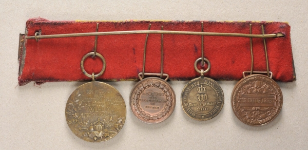 Baden: Große Trapezschnalle mit fünf Auszeichnungen.1.) Medaille für Treue Arbeit; 2.) Preussen: - Image 2 of 2