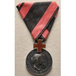 Württemberg: Karl-Olga-Medaille, in Silber.Silber, Agraffe emailliert, am konfektioniertem Bande,