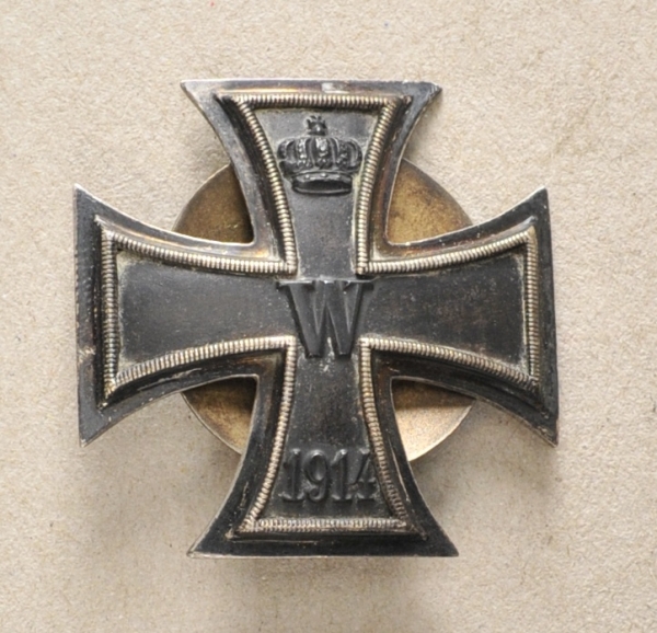 Preussen: Eisernes Kreuz, 1914, 1. Klasse.Geschwärzter Eisenkern, silberne Zarge, zweiteilige