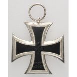 Eisernes Kreuz, 1939, 2. Klasse - Schinkel Form.Geschwärzter Eisenkern, versilberte Zarge, schöner