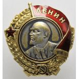 2.2.) Welt
Sowjetunion: Lenin-Orden, 2. Modell, 2. Typ (1934-1936). Goldkorpus in 650er Gold, die