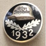 Diensteintritts- (Traditions) Abzeichen mit Jahreszahl 1932.Silber, teilweise emailliert, gepunzt
