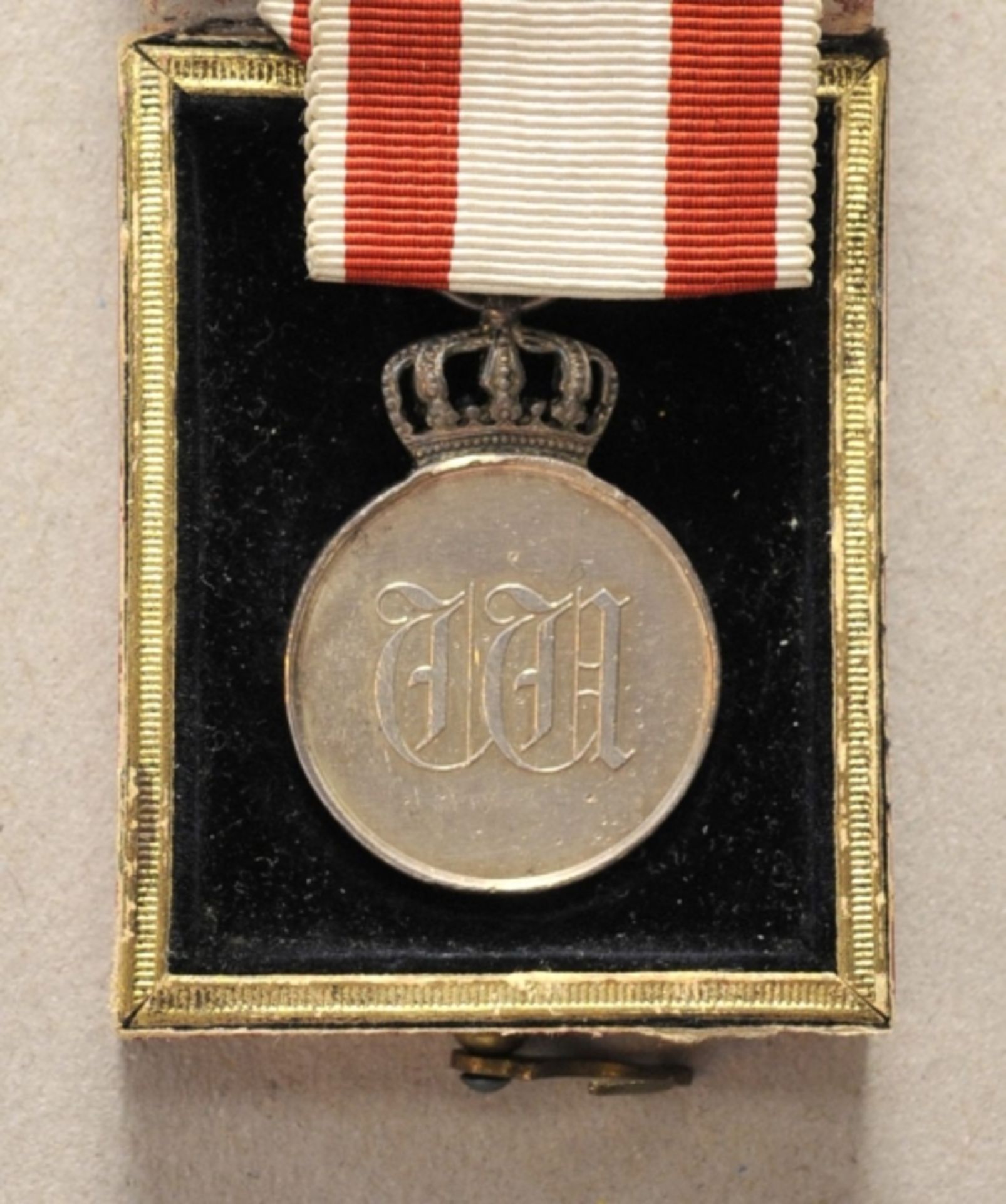 Preussen: Medaille des Roten Adler Orden, im Etui.Silber, am Bande; im roten Etui mit - Bild 2 aus 3