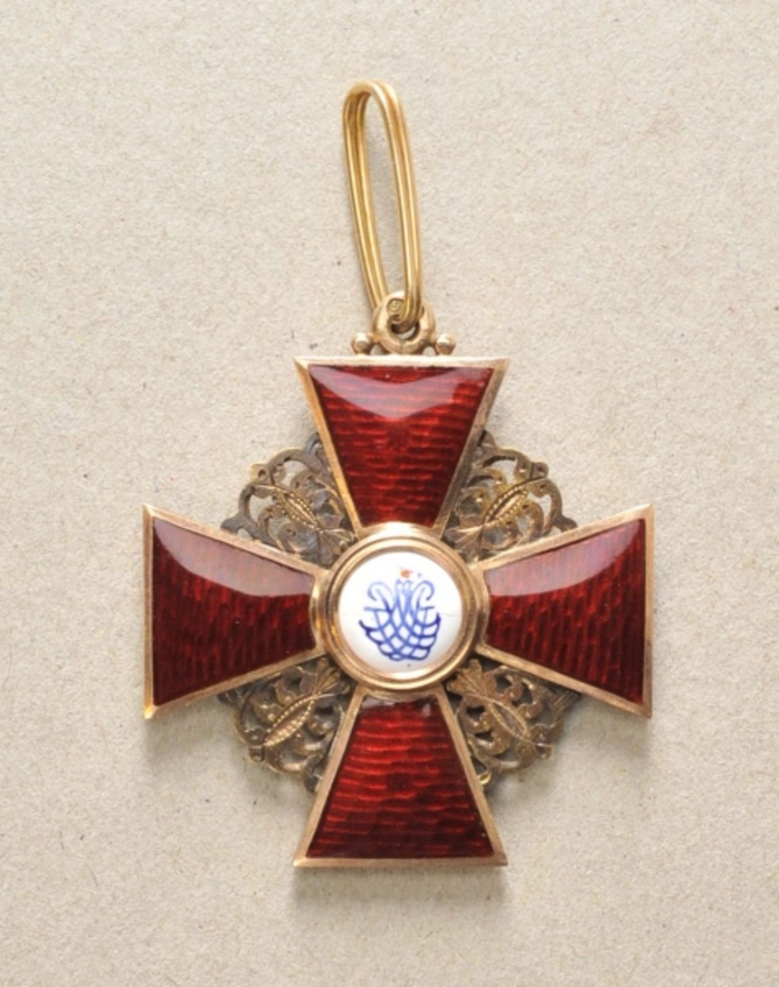 Russland: Orden der hl. Anna, 2. Modell (1810-1917), 2. Klasse.Gold, teilweise emailliert, ein