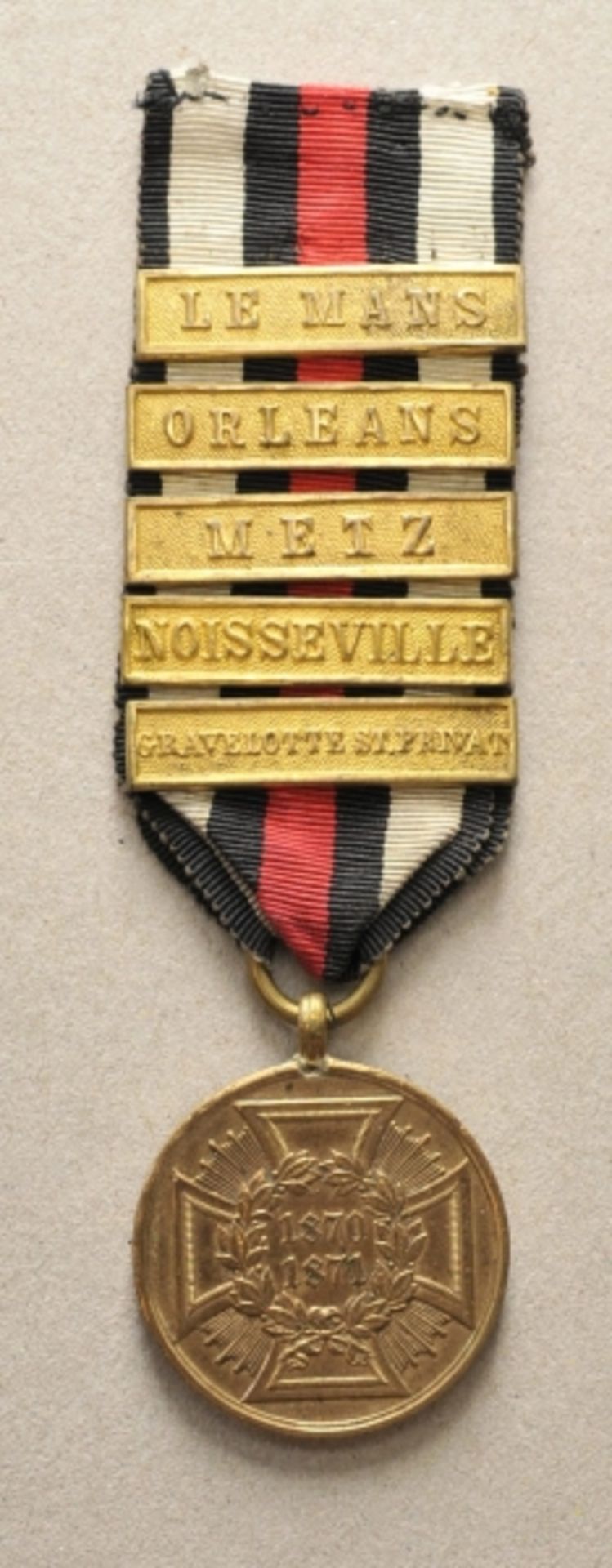 Preussen: Kriegsdenkmünze 1870/71, in Bronze, mit 5 Gefechtsspangen.Bronze, am Bande; Spangen: LE