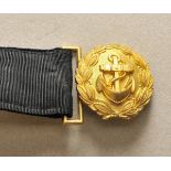 Kriegsmarine: Unterschnallkoppel der Admirale und Offiziere.Vergoldet, ohne Gegenhaken, Koppel