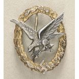 1.2.) Deutsches Reich (1933-45)Fliegerschützenabzeichen mit Blitzbündel - Deumer.Brass silvered,