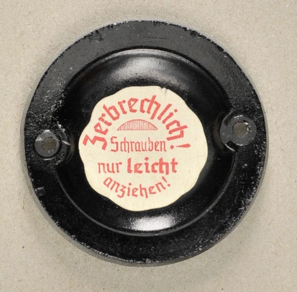 1.2.) Deutsches Reich (1933-45)Türplakette Mitglied NS-Reichskriegerbund.Porzellan, lackiert, zwei - Image 2 of 2