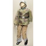 4.4.) Patriotisches / Reservistika / DekorativesSS-Soldaten Puppe.Porzellan-Körperteile, mit