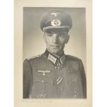 3.2.) Fotos / PostkartenPorträt des Eichenlaubträgers Johannes Grimminger.Halbporträt in Uniform mit