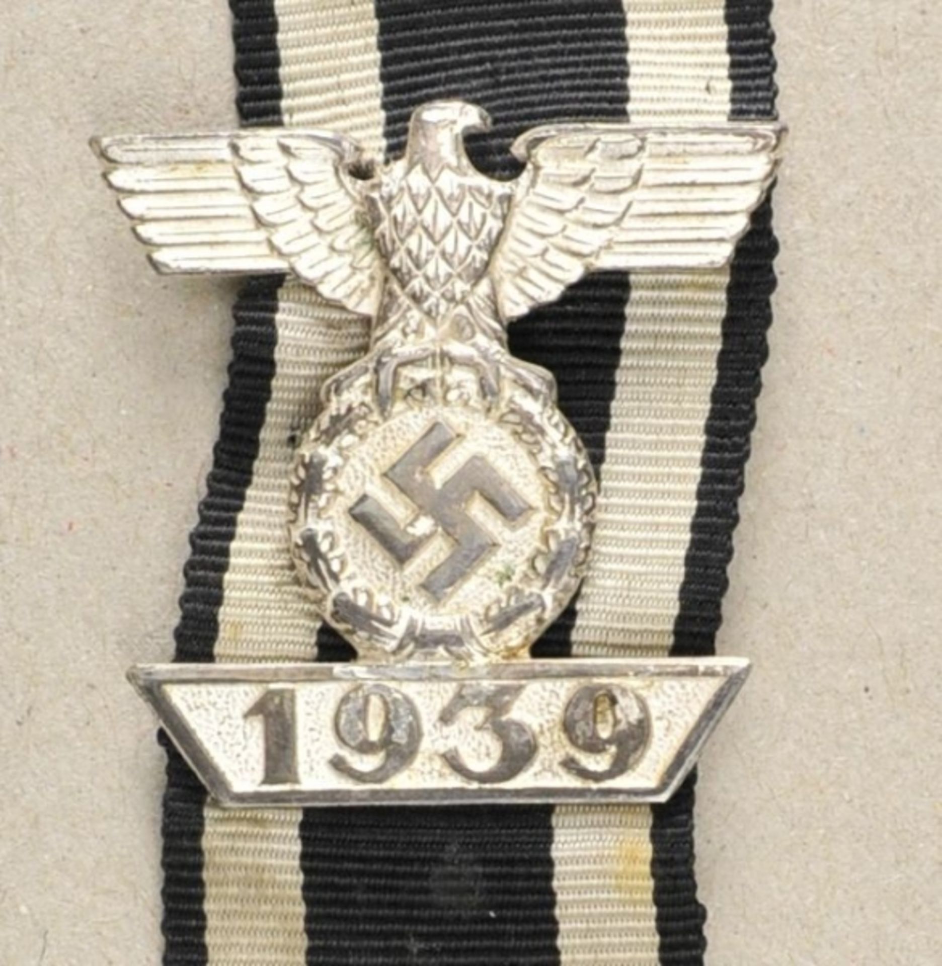 1.2.) Deutsches Reich (1933-45)Wiederholungsspange zum Eisernen Kreuz, 2. Klasse.Buntmetall