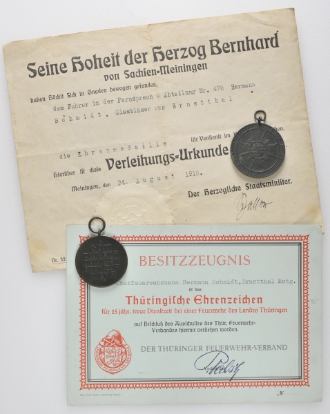 1.2.) Deutsches Reich (1933-45)Wehrmann Hermann Schmidt.Eisen bronziert; Urkunde ( - Image 2 of 3