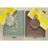 1.1.) Kaiserreich (bis 1933)Sachsen: Friedrich-August-Medaille, in Silber und Bronze, je im Etui.1.)