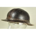 7.1.) HistoricaLederhelm.Robuster Lederhelm, mit Innenfutter.Zustand: IIAufrufpreis: 80 EUR

7.1.)