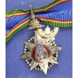 2.2.) WeltThailand: Der sehr vornehme Orden der Krone von Thailand, 4. Modell (seit 1941),