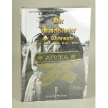 6.1.) LiteraturWeber, Sascha: Die Ärmelbänder der Wehrmacht.Original verpackt.Zustand: IAufrufpreis: