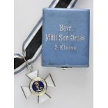 8.1) NachtragBayern: Militär-Sanitäts-Orden, Kreuz 2. Klasse, im Etui.Silber, die Medaillons Gold,