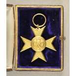 1.1.) Kaiserreich (bis 1933)Preussen: Goldenes Verdienstkreuz, im Etui.Vergoldet; schwarzes ledernes
