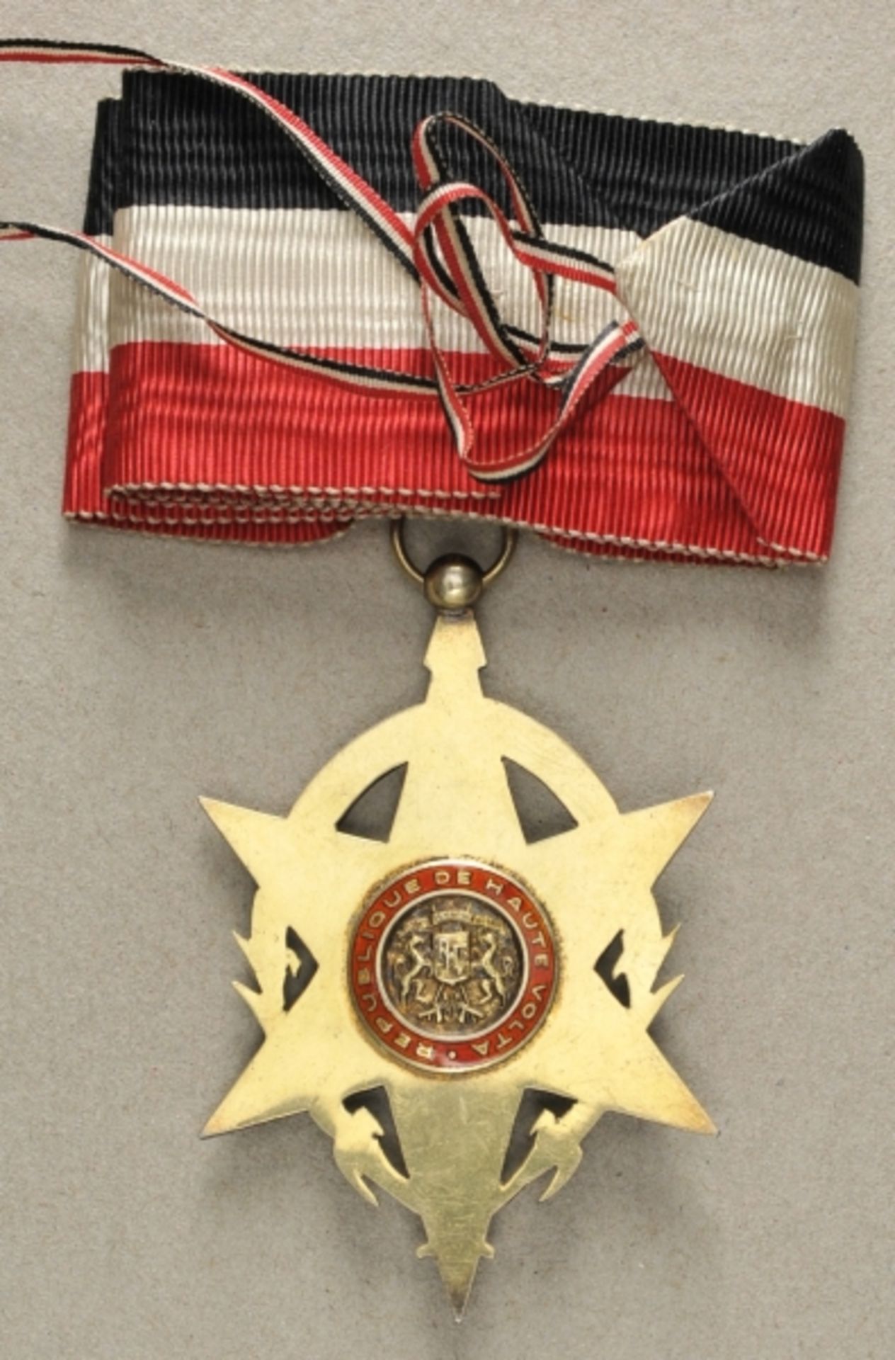 2.2.) WeltBurkina Faso: Nationalverdienst Orden, Komturdekoration.Silber vergoldet, teilweise - Image 2 of 2