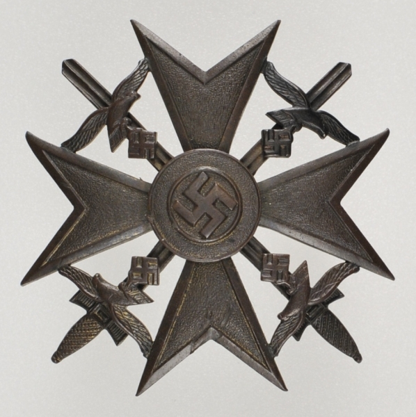 1.2.) Deutsches Reich (1933-45)Spanienkreuz, in Bronze, mit Schwertern.Bronze, schön dunkel