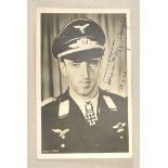 3.3.) AutographenGraf, Hermann.(1912-1988) Oberst und der erste Jagdflieger der Welt mit 200