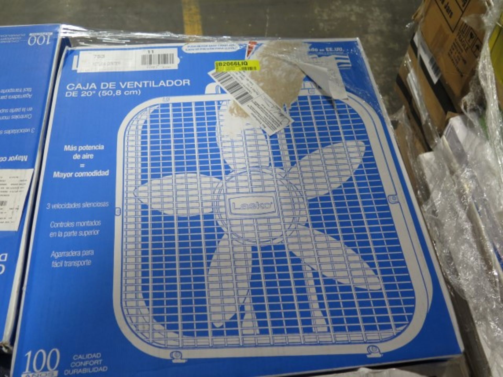 Lot of Floor Fans with $453 ESTIMATED retail value. Lot includesLasko 18" Stand Fan with Cyclone - Image 3 of 5