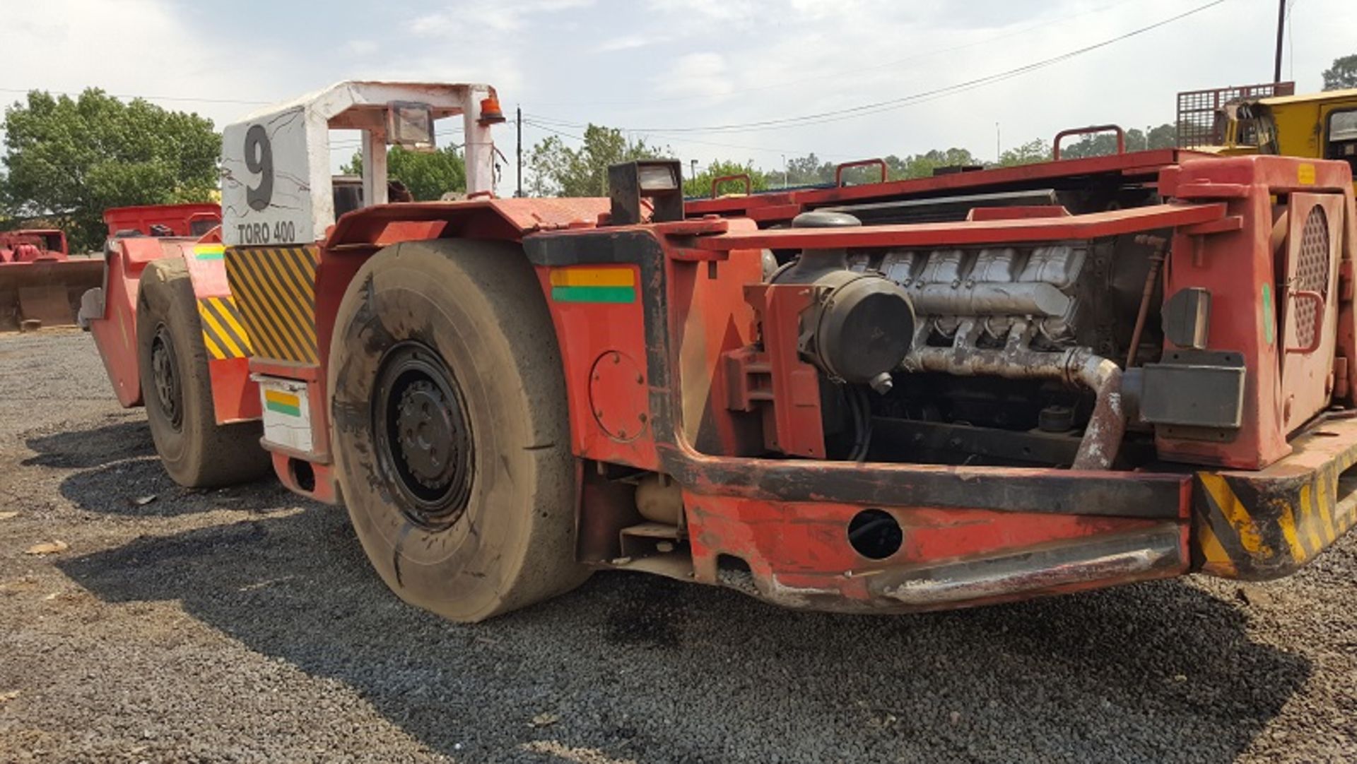 Sandvik Toro 400 LHD Underground Loader (LS9) - Image 3 of 3