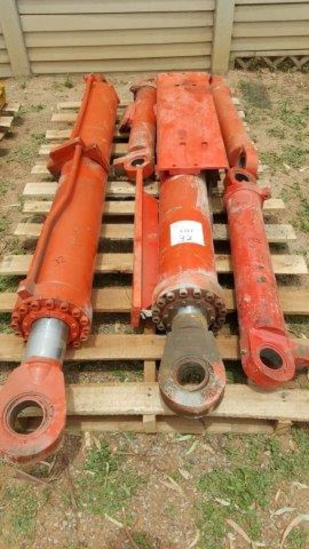 Sandvik 50 Dump Truck Dump and Steering Cylinders 4 Off