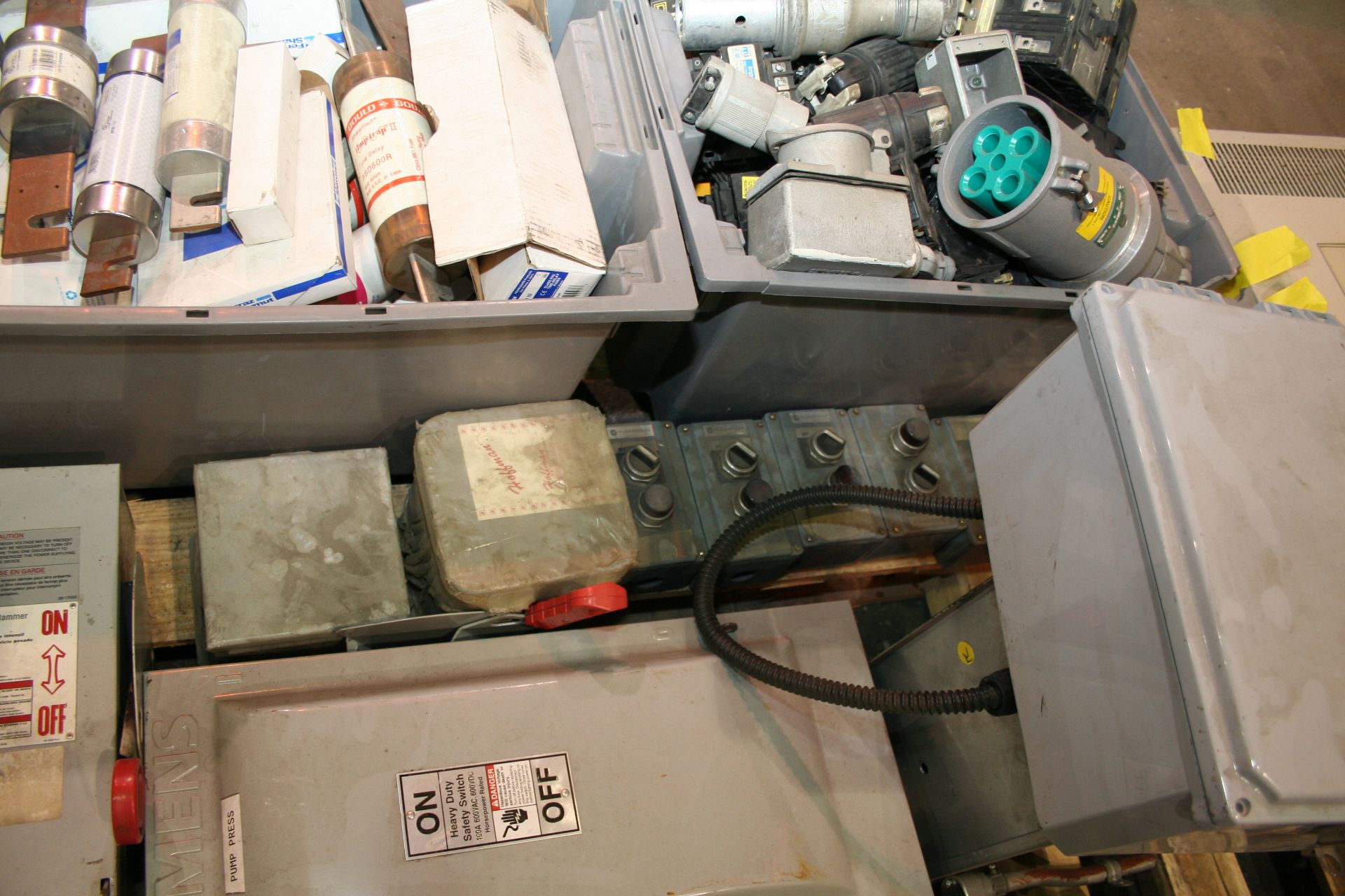 (1) Skid of Misc. Electric-Switches, Connectors, Fuses, ETC. - Image 2 of 4