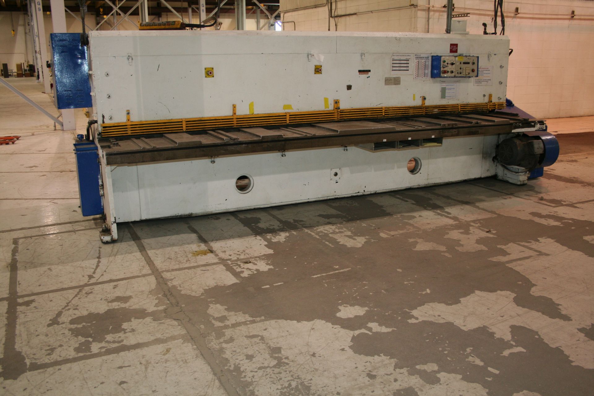 Amada Shear, Model M-4065, Capacity 161'' x 1/4'', 52 SPM, 1987, Ser#40650031, with Front Operated - Image 2 of 7