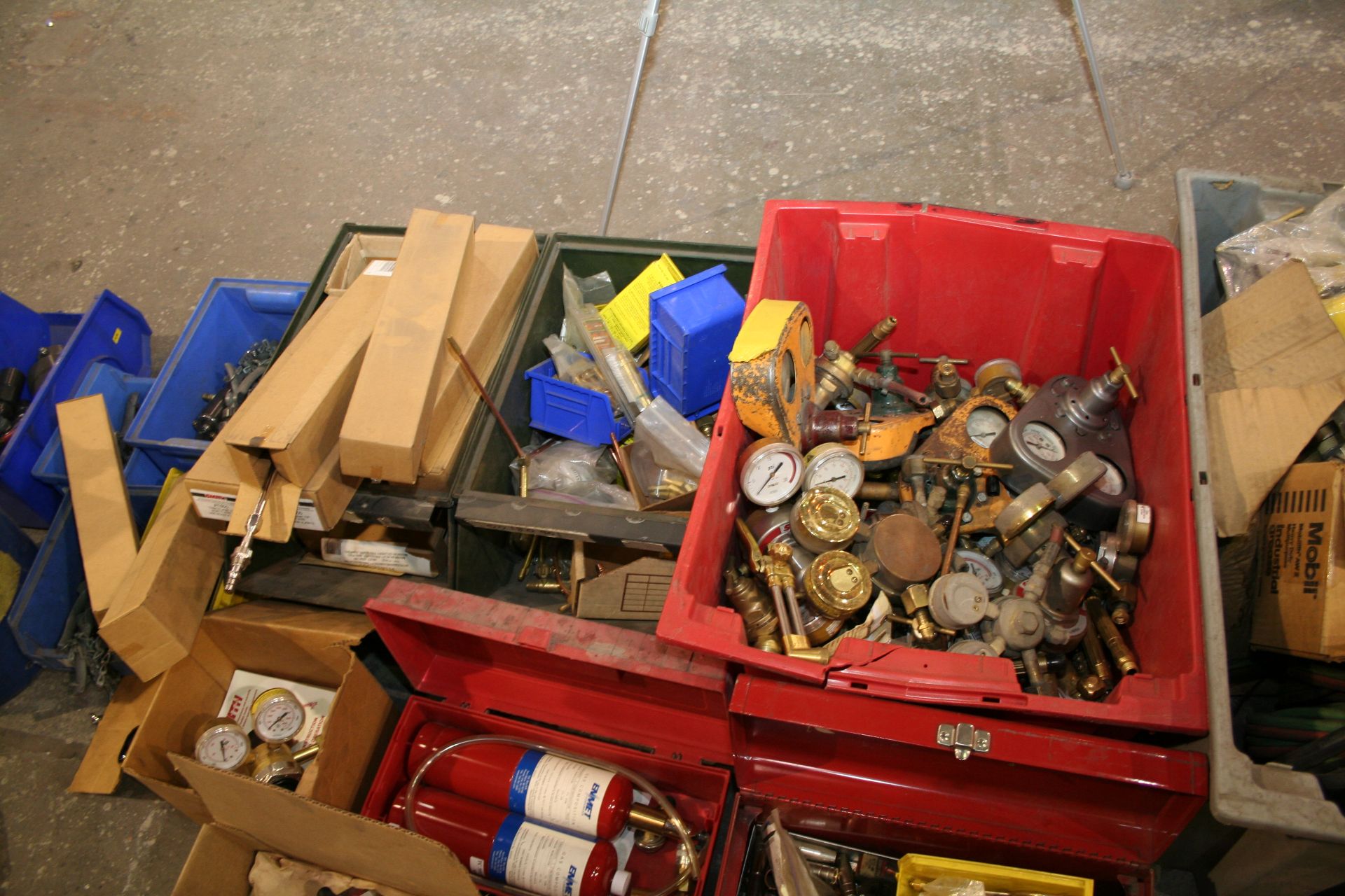 (5) Big Boxes and Multiple Small Boxes with Gauges (some new) and Misc. Torch Parts and Misc. - Image 3 of 7