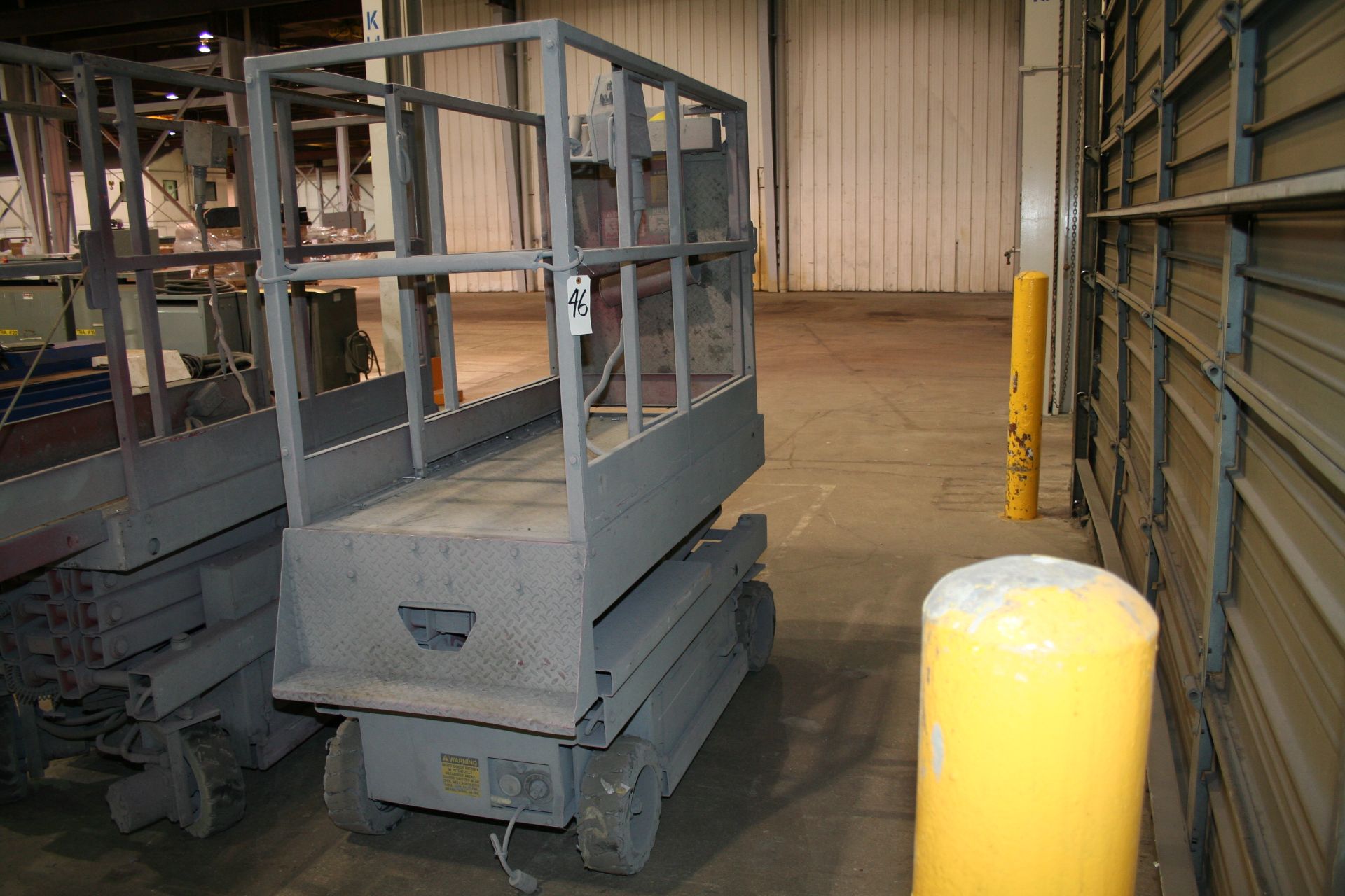 Scissor Lift, Maryville Engr. Co., No Plate