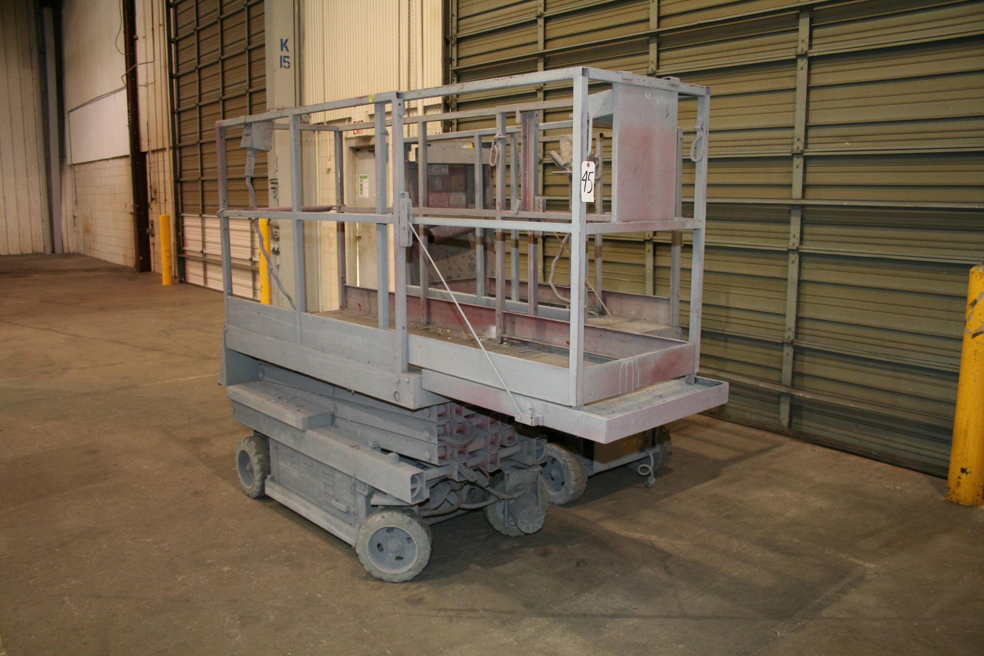 Scissor Lift, Maryville Engr. Co., No Plate