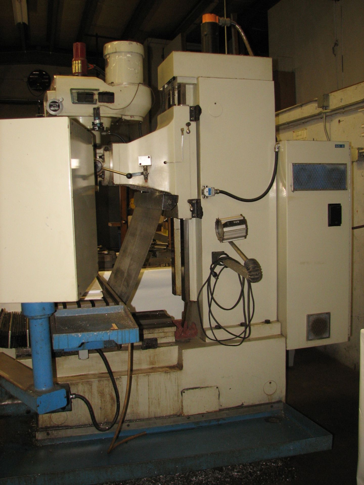 Comet  13" x  42" Comet Model MV-5 CNC Vertical Milling Machine (Bed Type) S/N 98018 (1998), 29. - Image 4 of 9